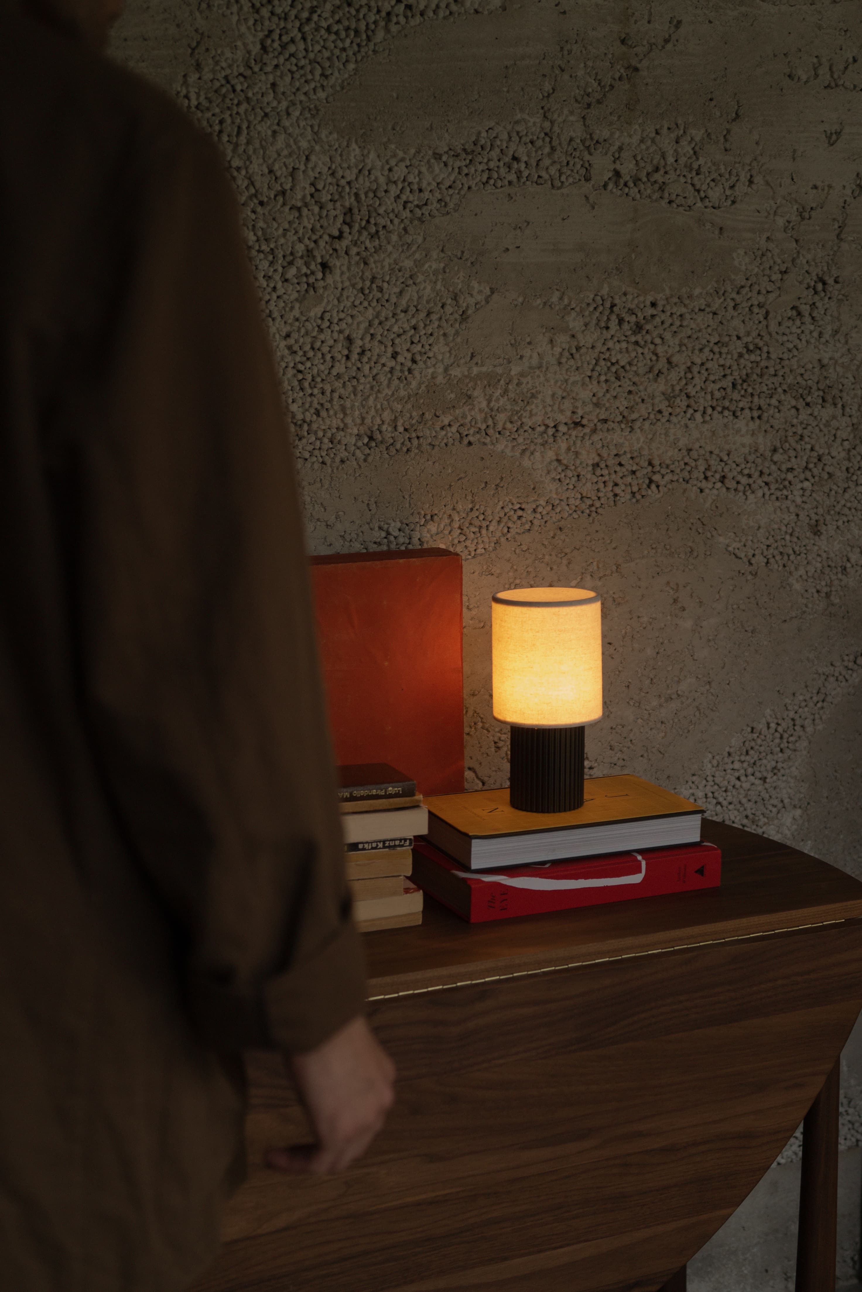 Manhattan Portable Table Lamp SC52