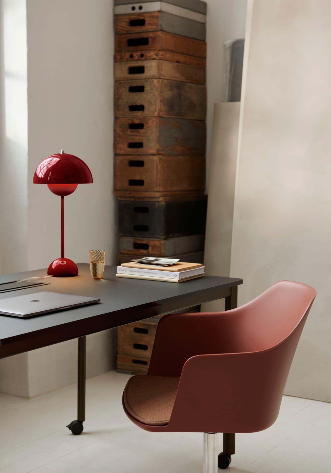 Flowerpot Table Lamp VP3