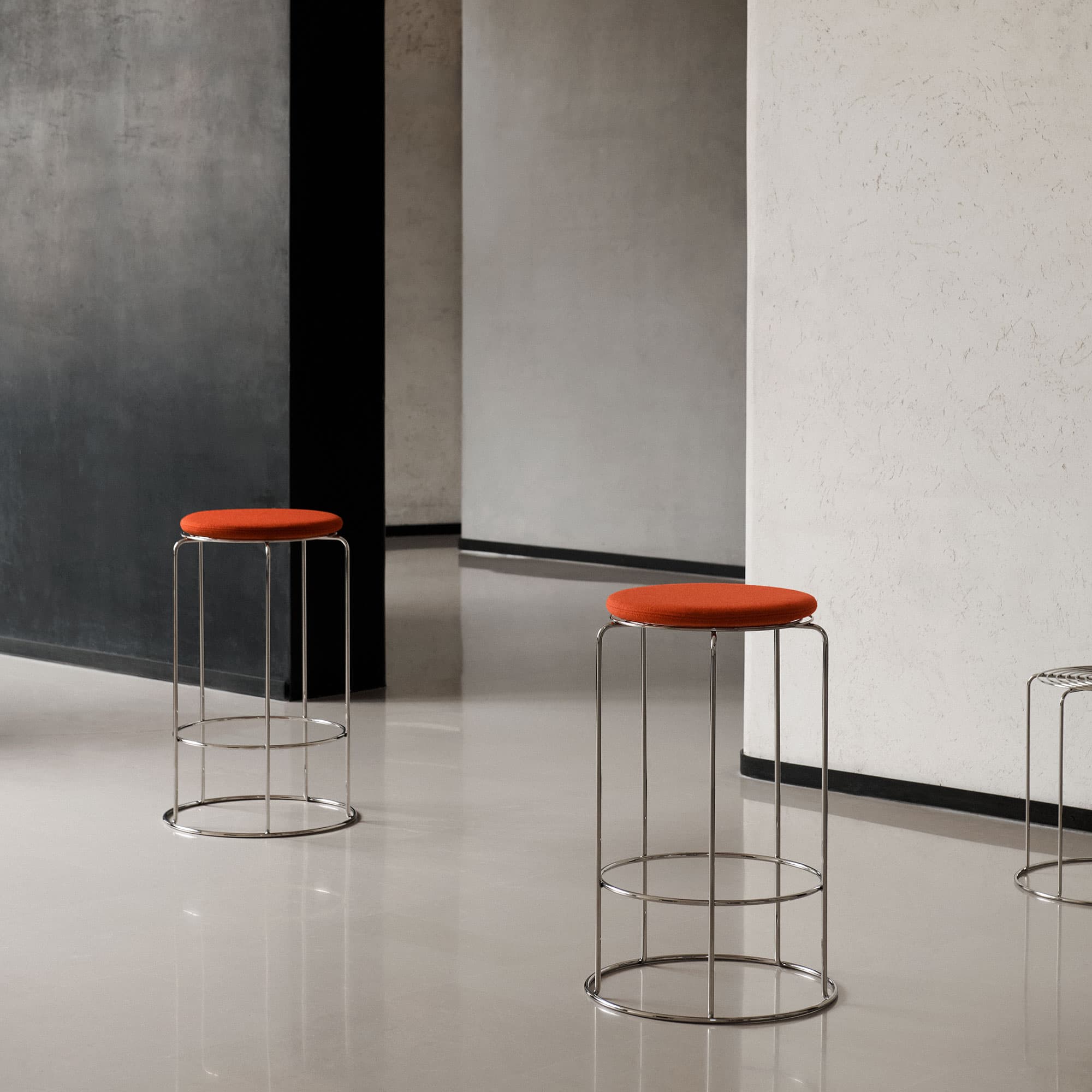 Wire Counter Stool VP15