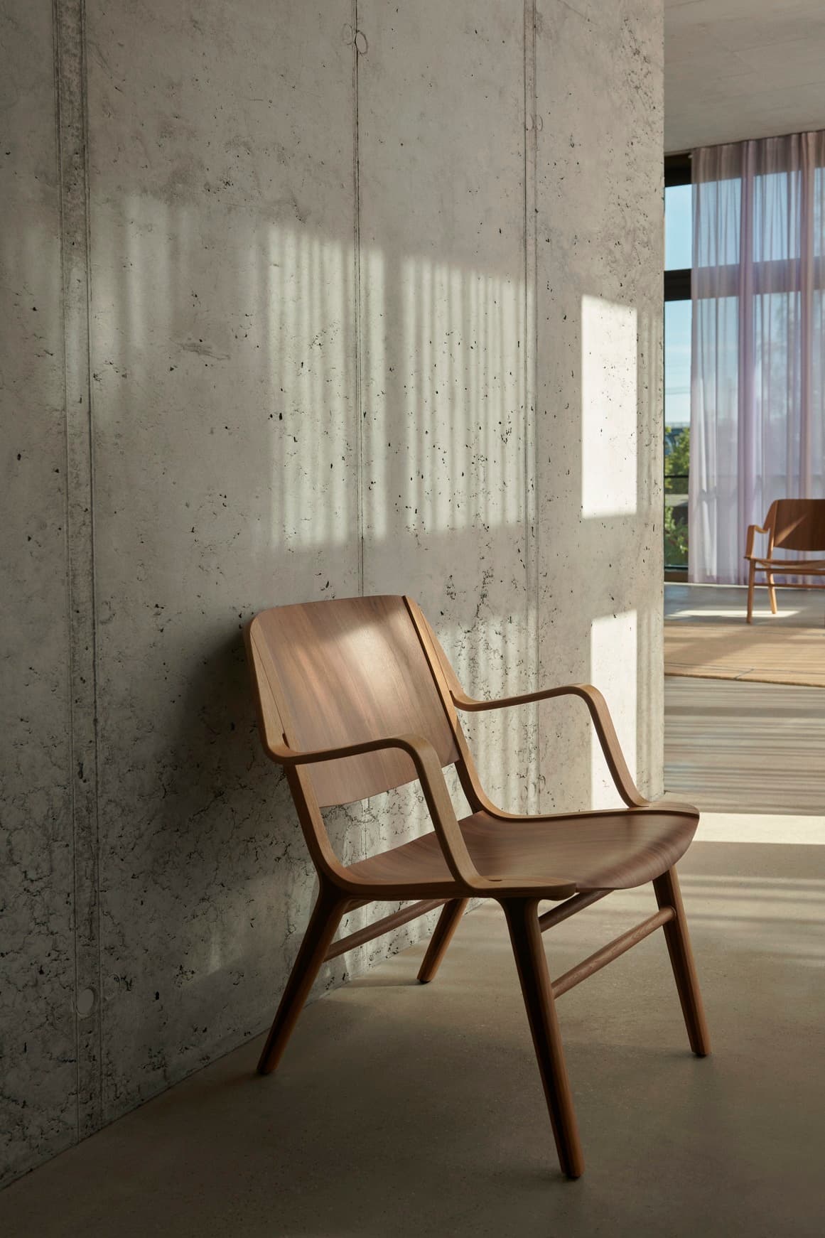 AX Lounge Chair HM11
