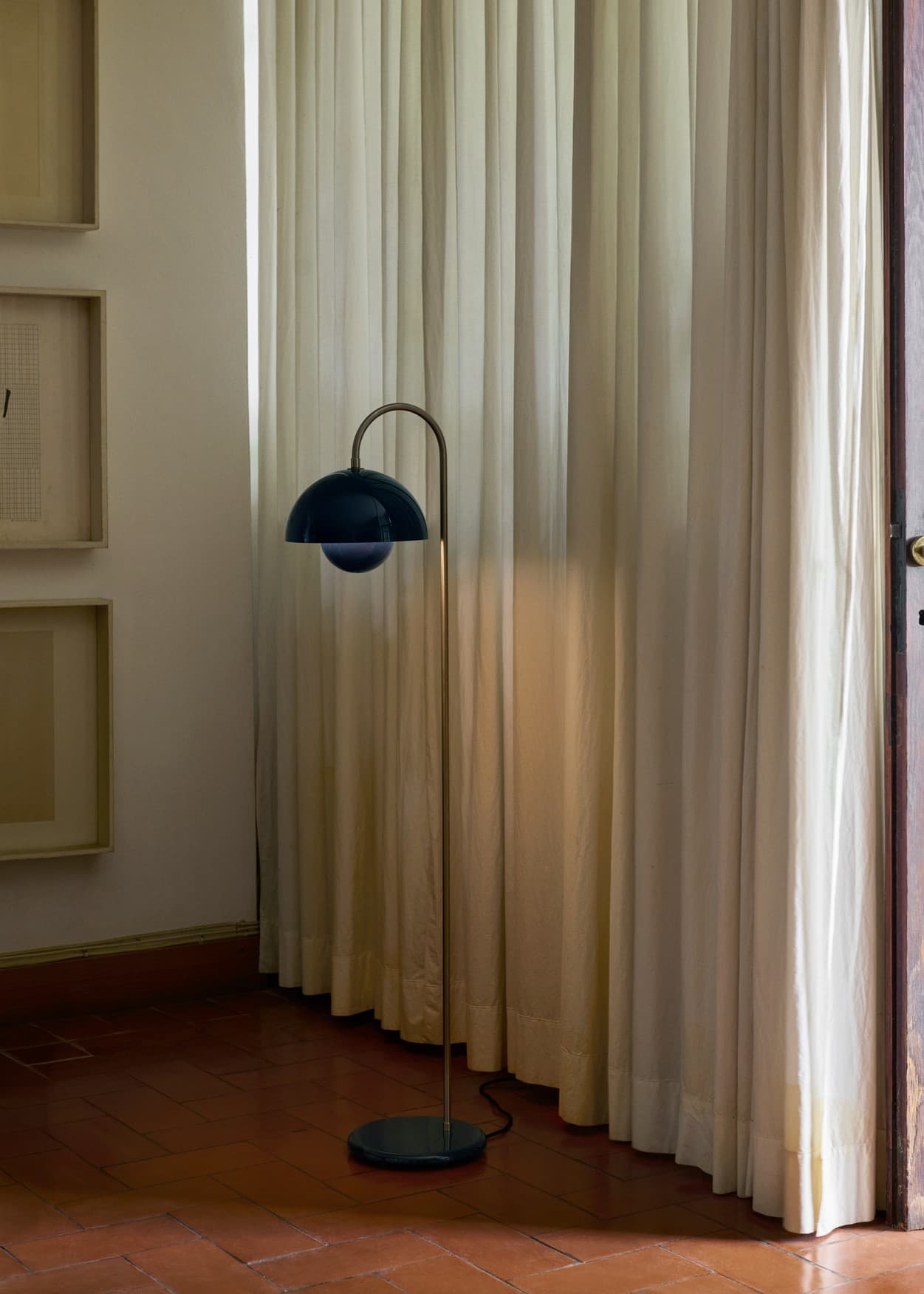 Flowerpot Floor Lamp VP12