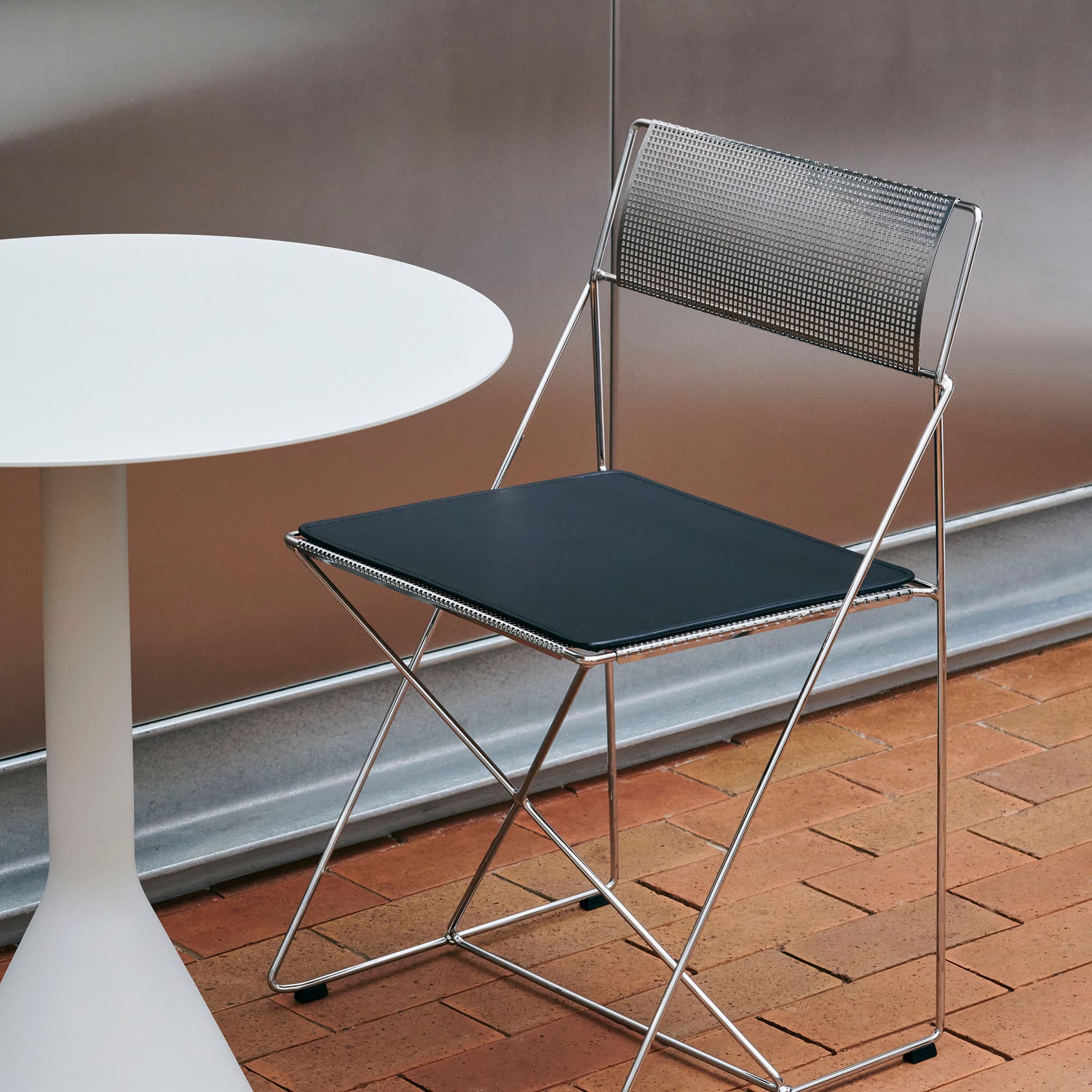 X-Line Chair Chrome Indoor