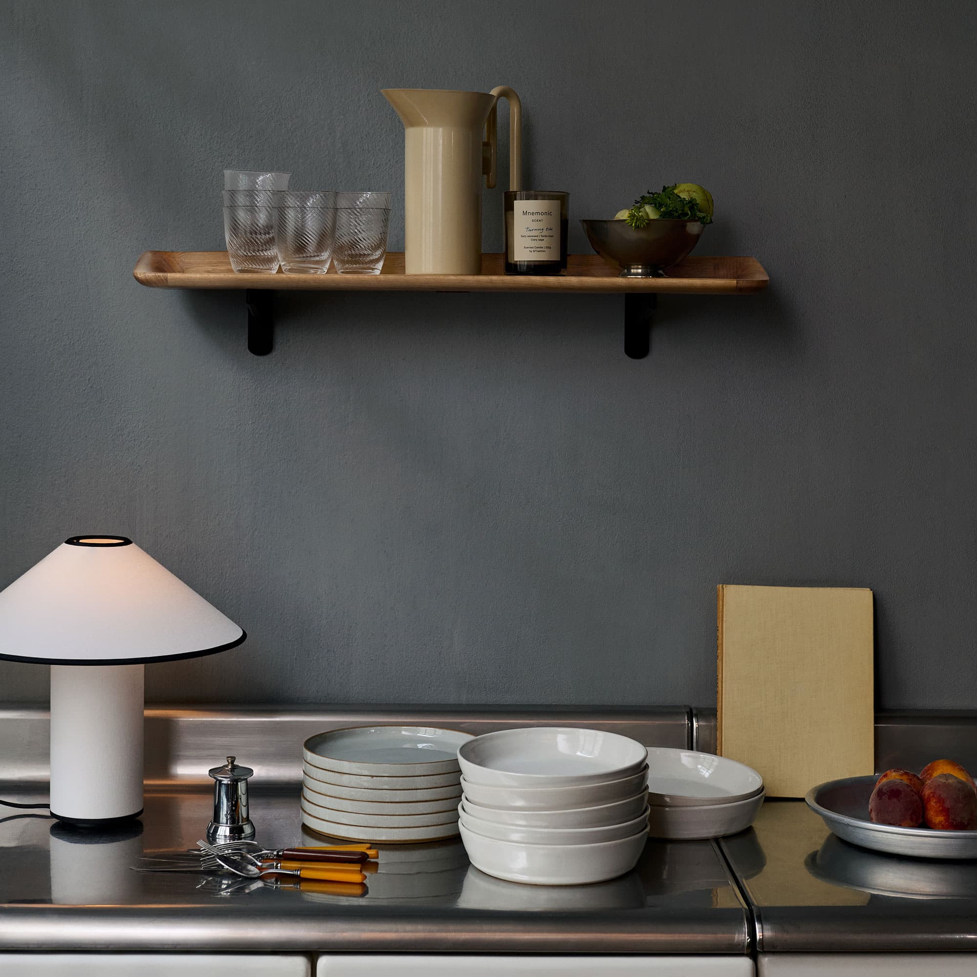 Guild Shelf HM14-HM15