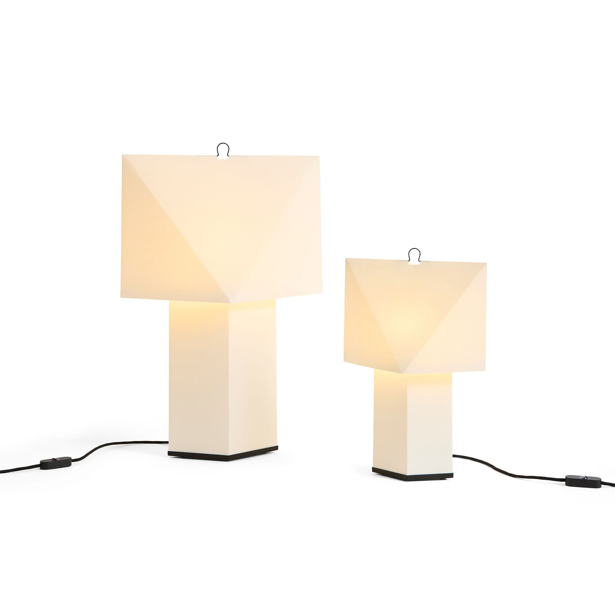 Aplat Table Lamp