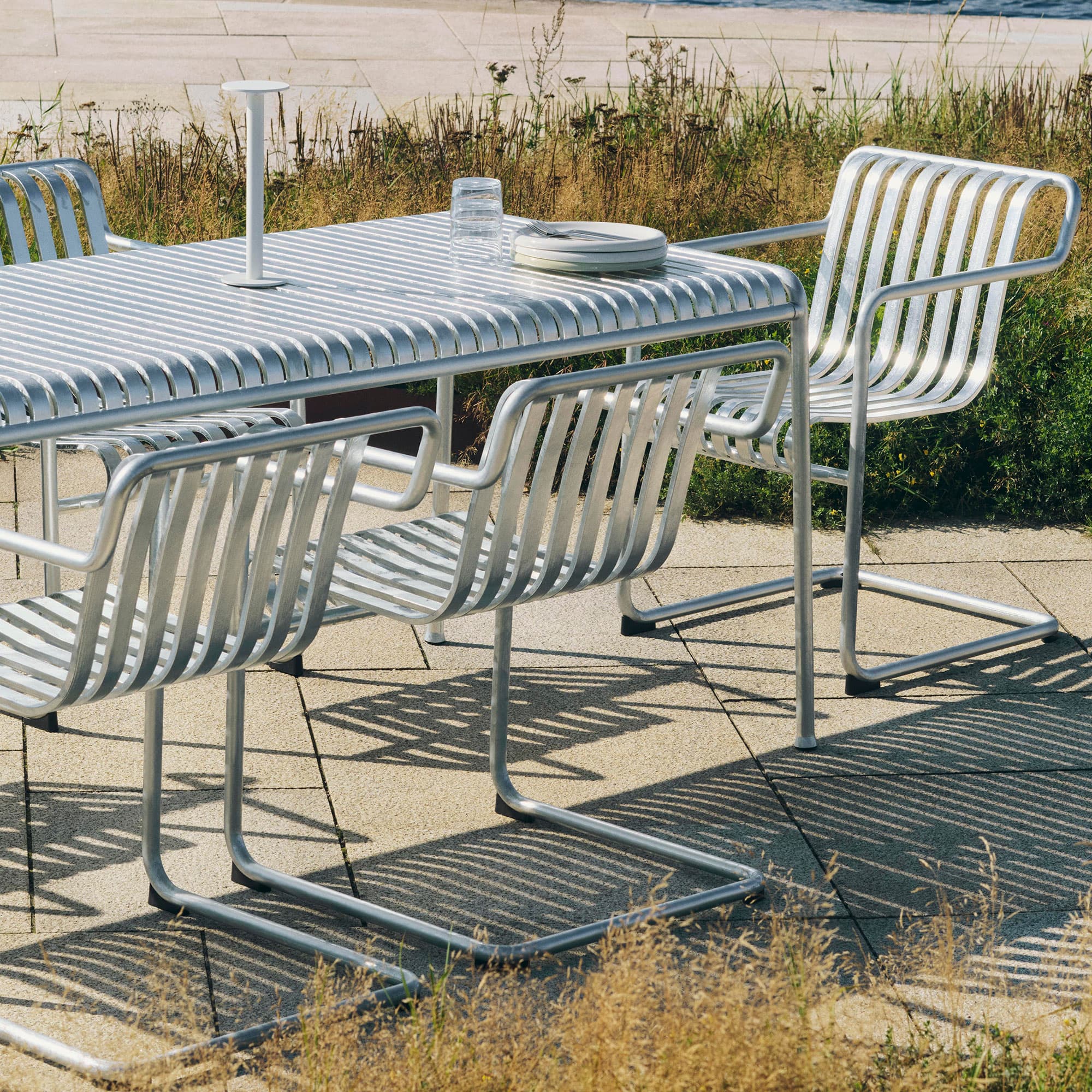 Palissade Cantilever Dining Armchair