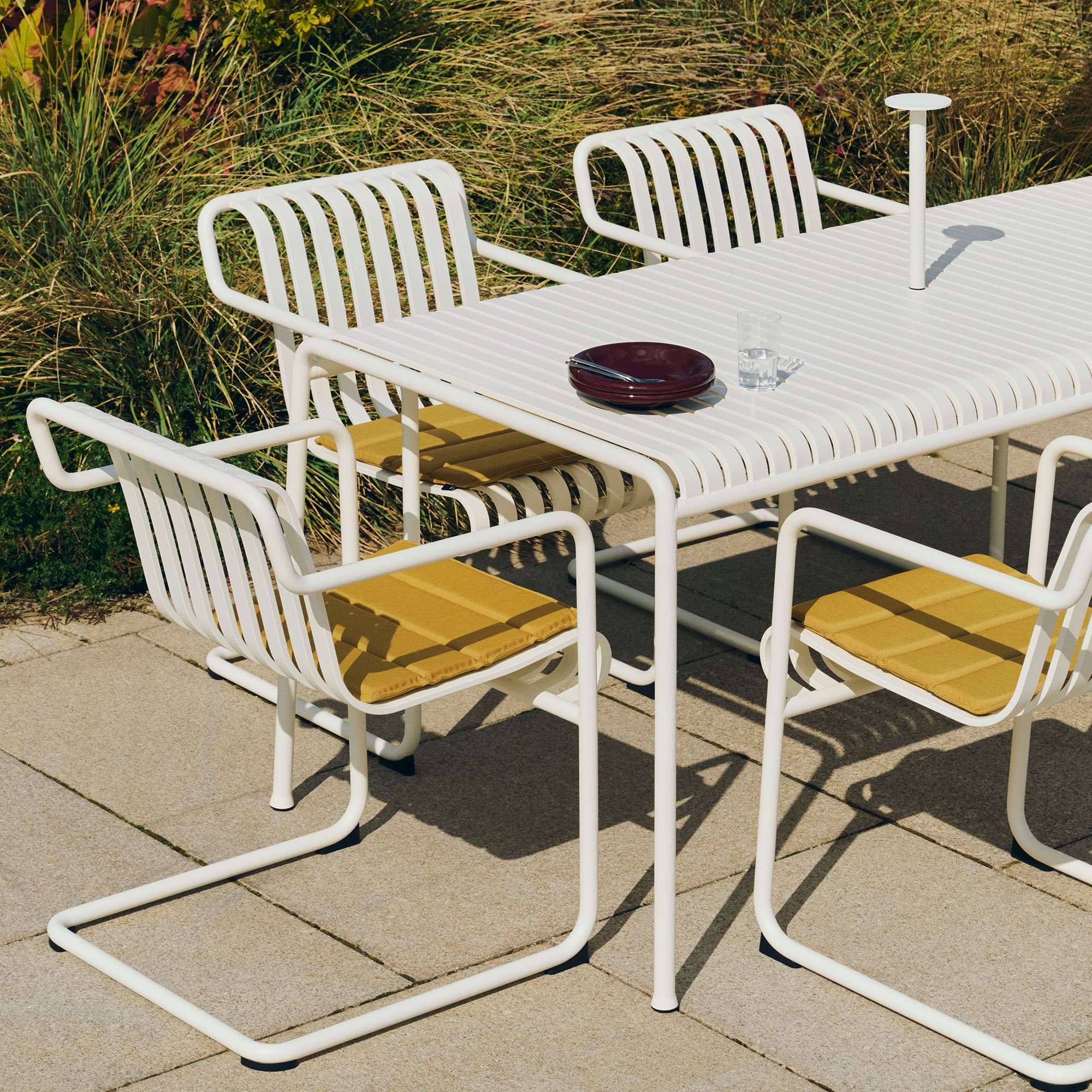 Palissade Cantilever Dining Armchair