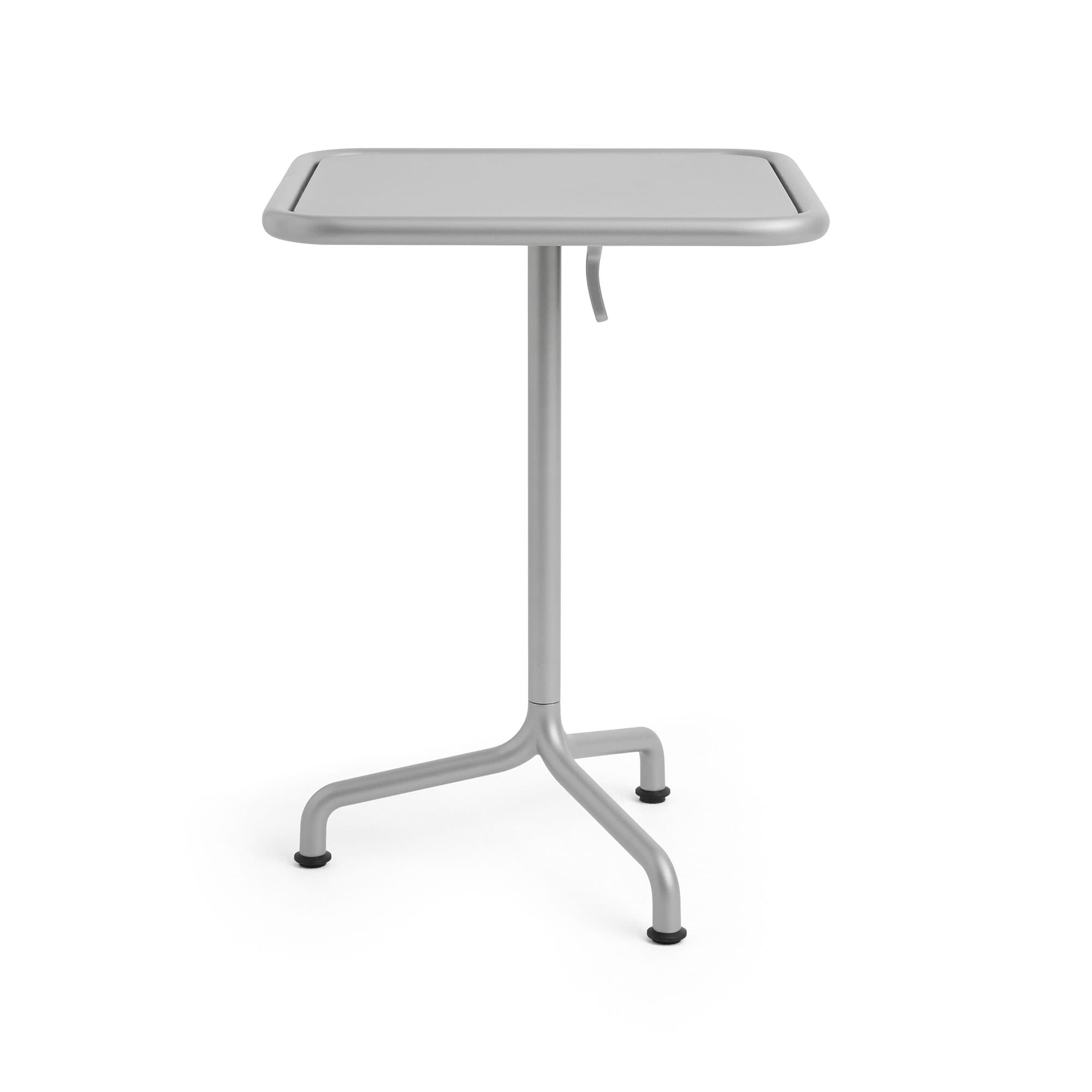 Deville Table Square
