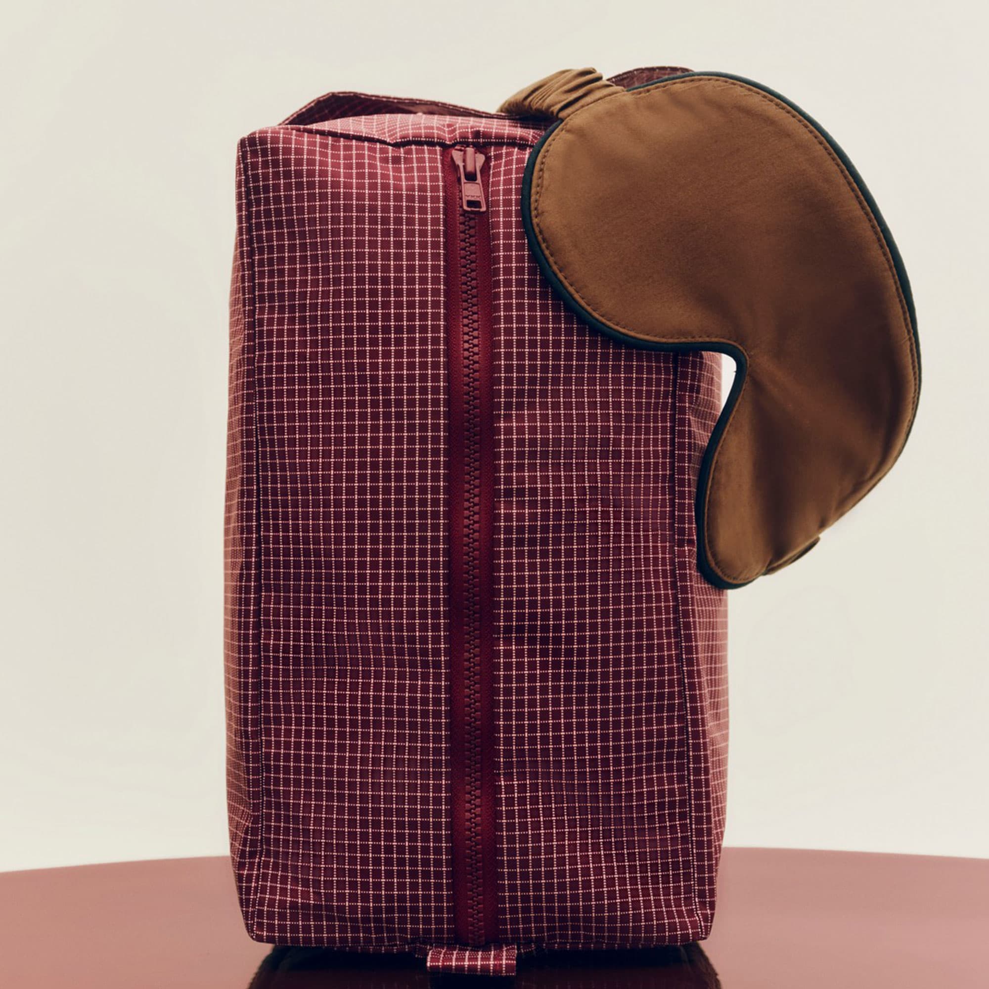 Grid Wash Bag