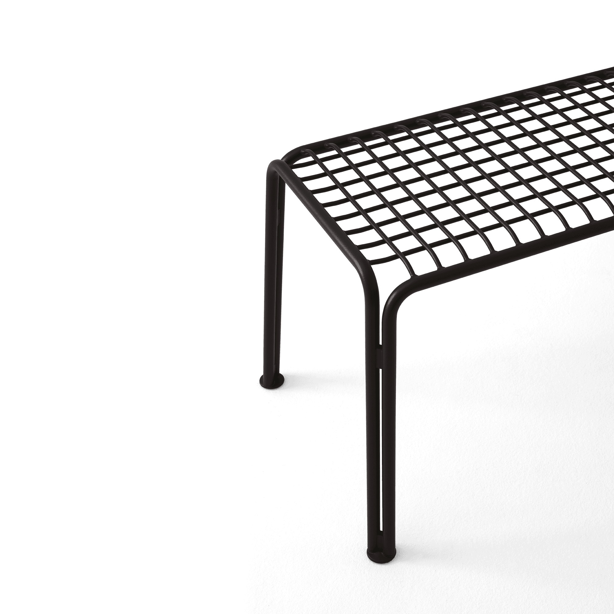 Thorvald Outdoor Bench SC112