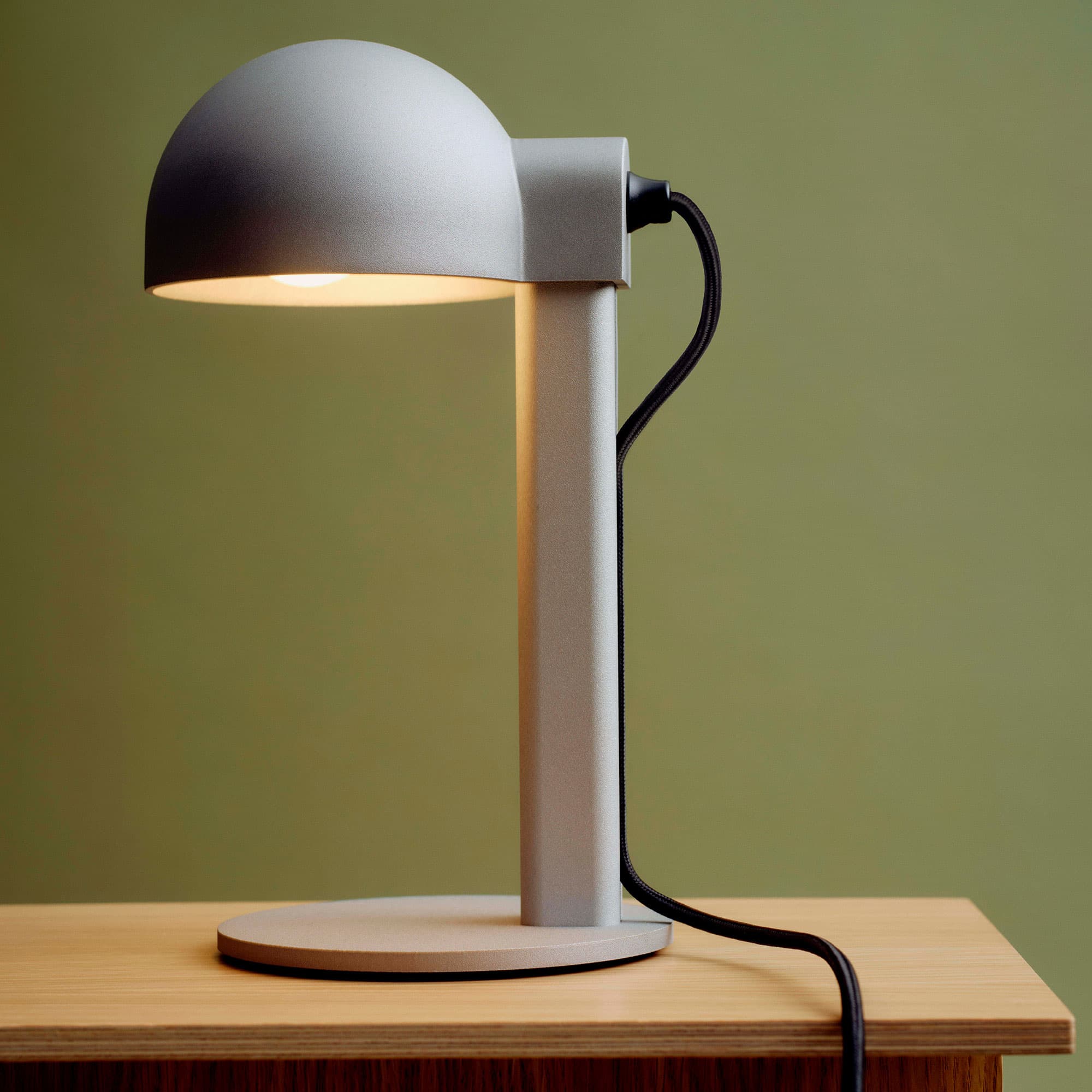 Posto Table Lamp