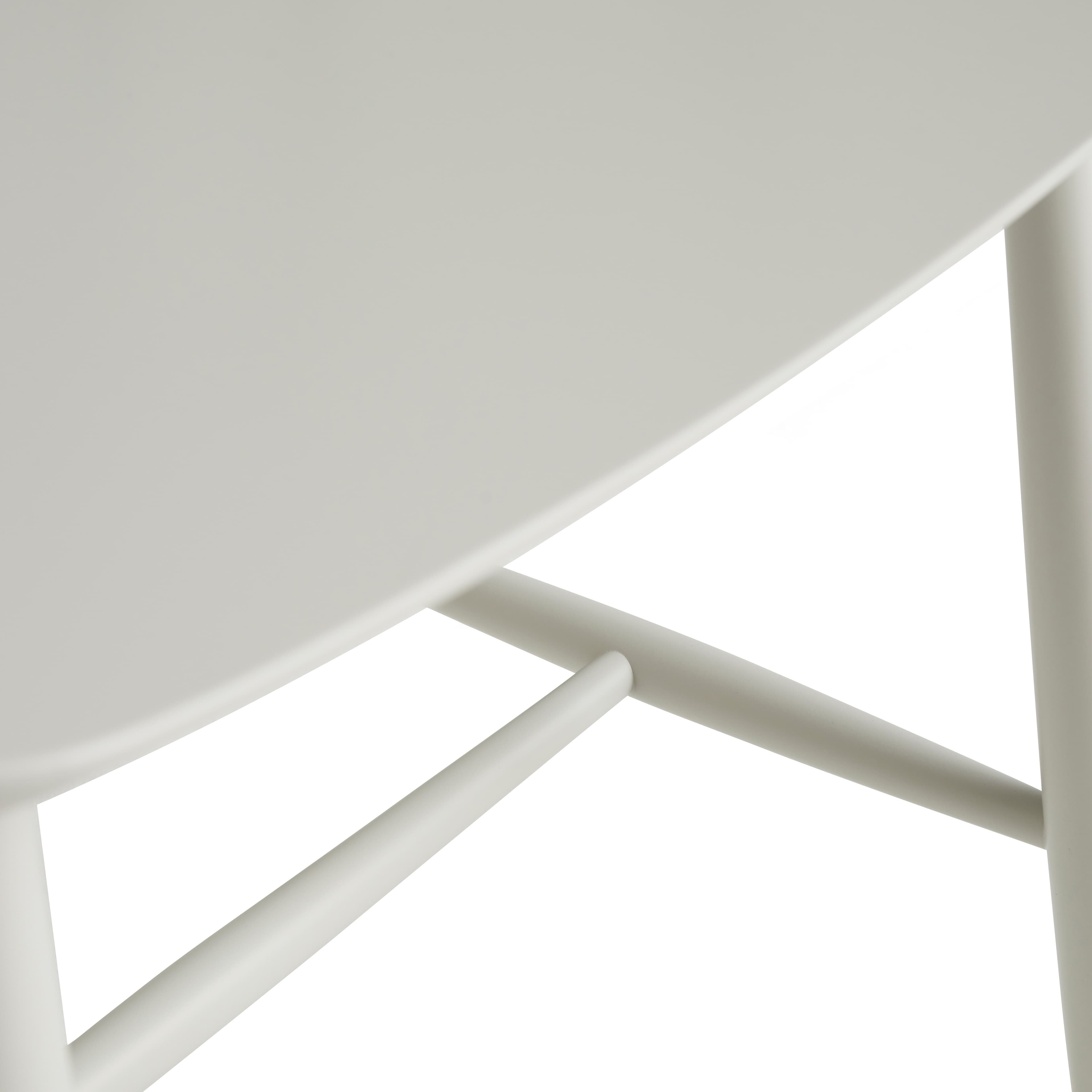J42 Chair