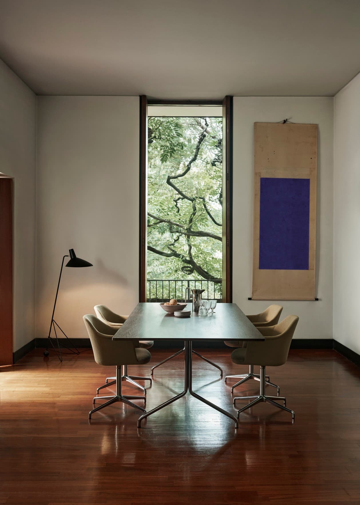 Pavilion Dining Table AV24