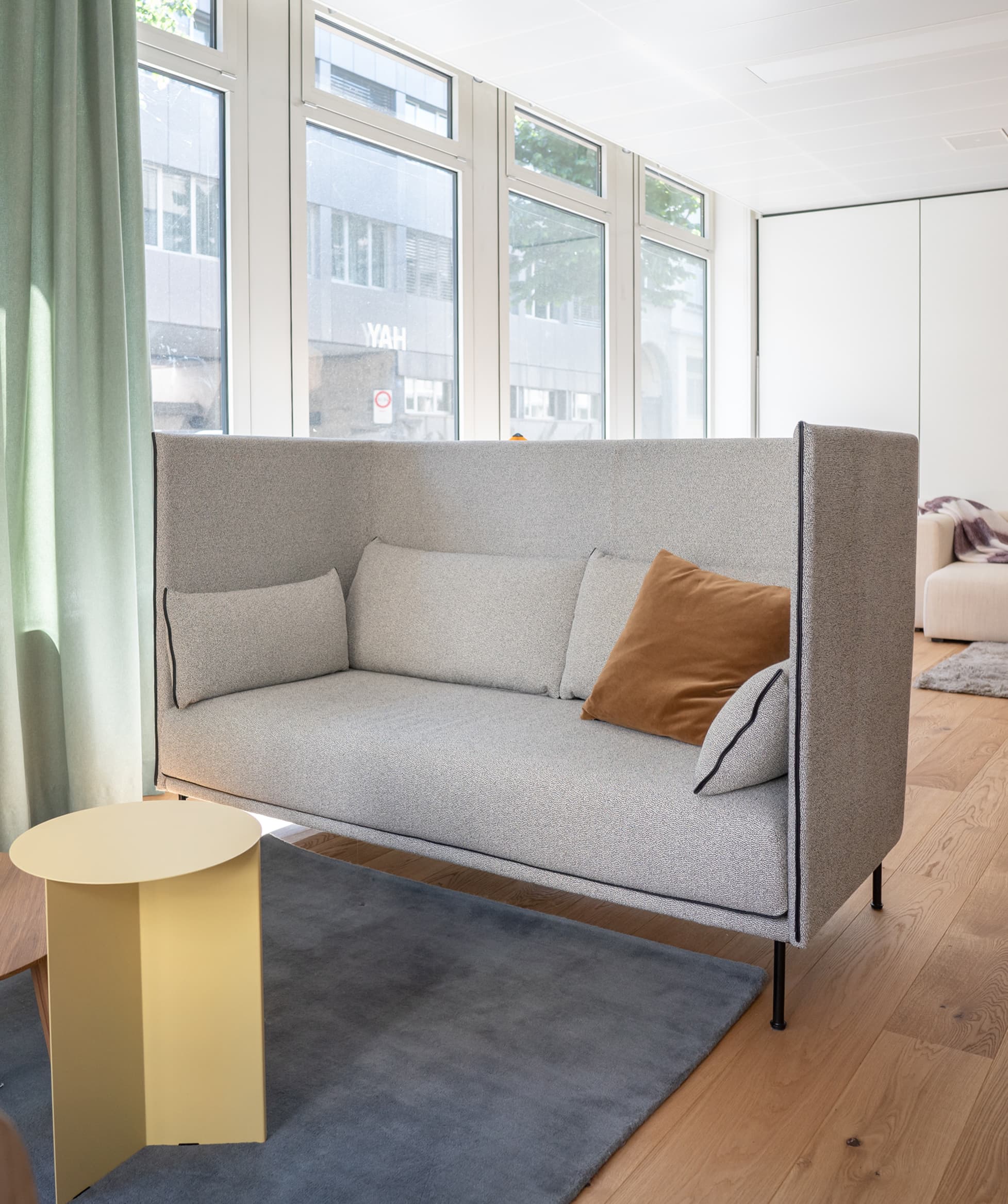 Silhouette 3-seater High back